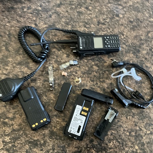 Motorola xpr7550e uhf - motorola,