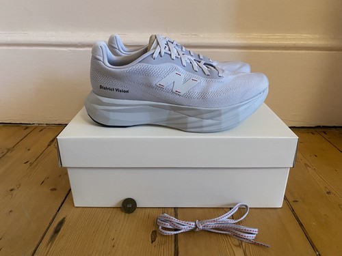 New balance district vision - balance, x
