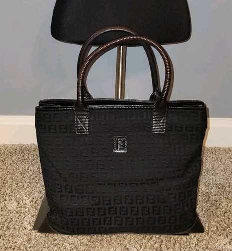 Vintage black fendi - black,