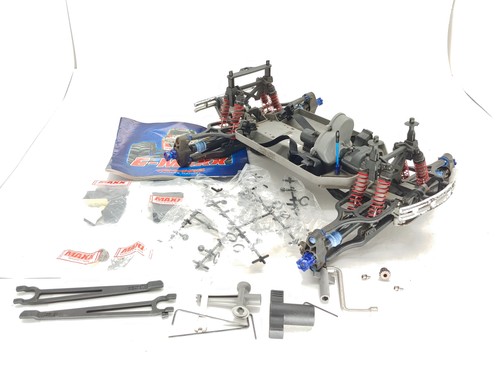 Raro traxxas e maxx - *raro*,