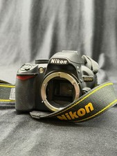 Nikon D3100 DSLR/ 14,2 MP/solo