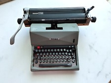 Macchina Da Scrivere Olivetti