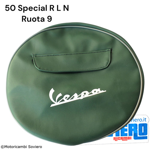 Copriruota verde con scritta - copriruota,
