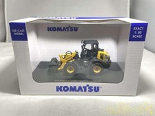 KOMATSU WA100M-8 pala gommata