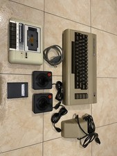 Commodore 64 Con Datassette e 2 joystick nuovi