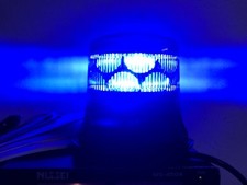 LAMPEGGIANTE FARO A LED BLU