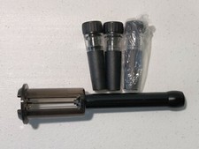 Apribottiglie con Pompa a