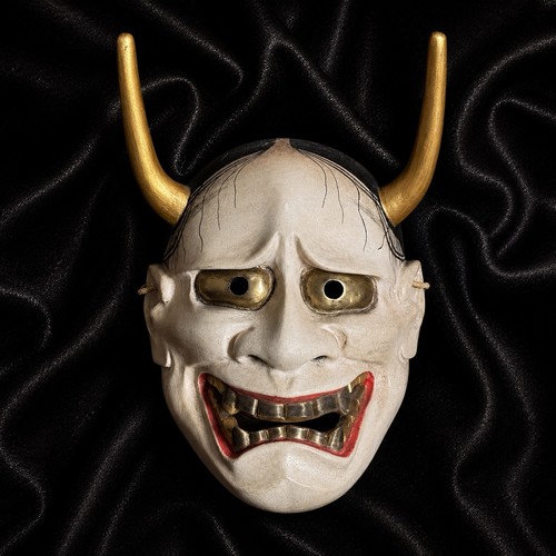Maschera giapponese vintage