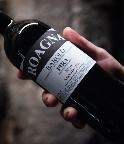 Bottles barolo docg - bottles,