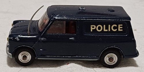 Corgi austin mini van - corgi,