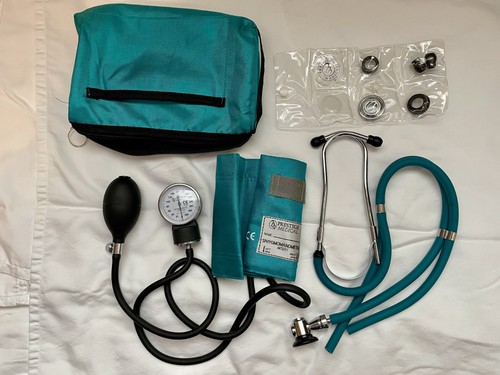 Sfigmomanometro medico