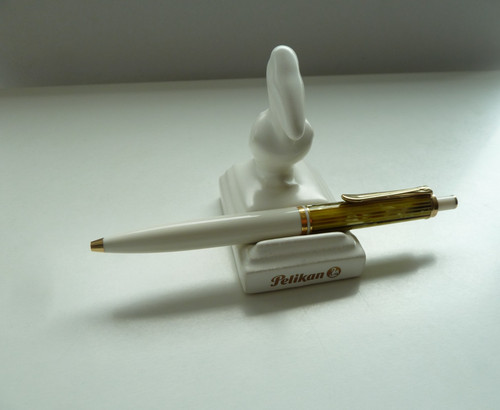 Pelikan ripiano porcellana - pelikan,