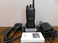 Kenwood TK-5210-K3 versione 2.0 VHF 136-174mhz P25 radio digitale portatile con accessori