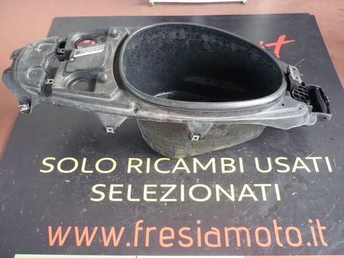 Vano sottosella usato aprilia - vano,
