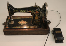 Macchina da cucire Singer vintage "occhio rosso" modello n. 66 - Ancora funzionante!