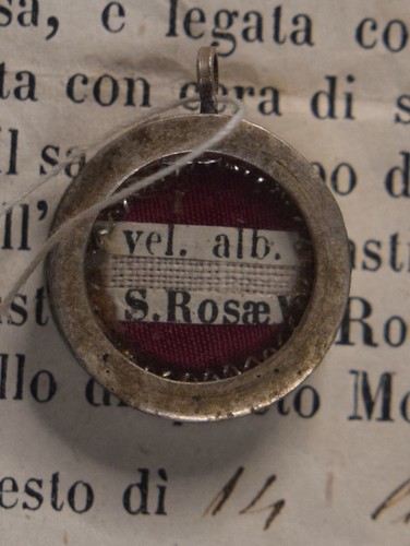 Relic reliquary reliquia - relic,