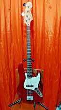 FENDER JAZZ BASS SQUIER