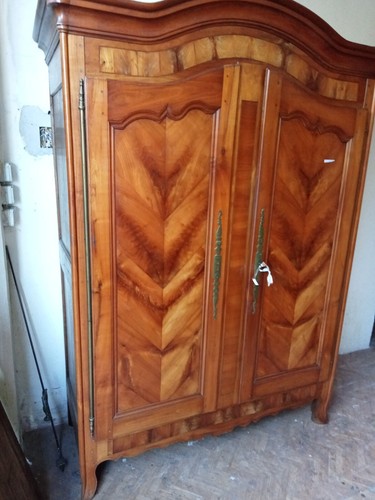 Imponente armadio provenzale - imponente,