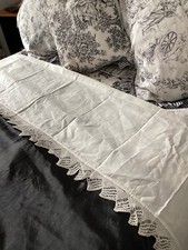 ☘️ANTIQUE LINEN & LACE