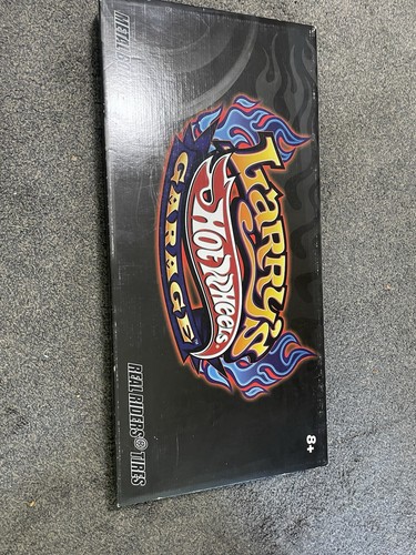 Hot wheels larry - wheels, garage