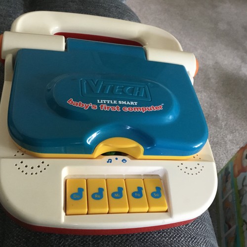 Vtech little smart computer - little,