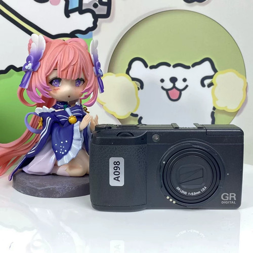 Fotocamera digitale compatta