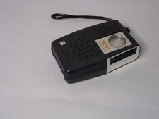 Radio portatile vintage Hong Kong d'epoca  transistor 60 70 9V radiolina AM Cina