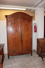Armadio francese stile Provenzale in legno di ciliegio di fine 1700