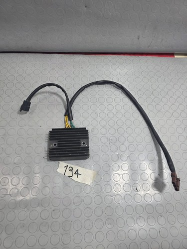 Regolatore tensione piaggio - di,