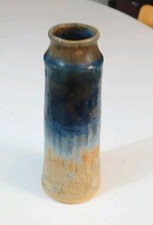 Vase moderne en poterie par