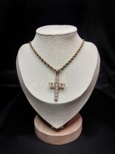 Collana D'oro e Brillanti con Croce