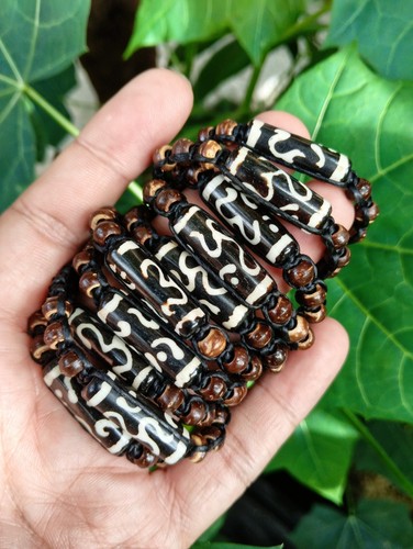 Bracciali fatti mano in - 10,