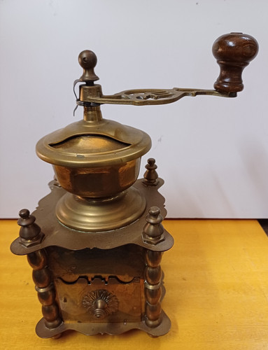 Macina caffe antico macinino - caffe',
