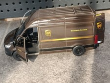 UPS Mercedes Sprinter by Kinsmart scala 1:48 . Senza Confezione . Perfetto. 