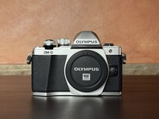 **LEGGI** Olympus OM-D E-M10 Mark II Fotocamera mirrorless