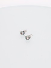 Orecchini vintage pendenti con perle e brillanti in oro bianco