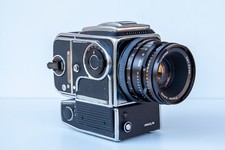 HASSELBLAD 500 ELM + PLANAR 80MM 2,8 + MAG A12