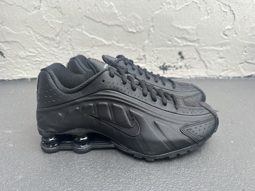 Scarpe nike shox nere su - nike,