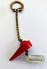 Cappello festa laurea medico medicina penicillina portachiavi