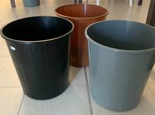 CESTINO GETTA CARTA IN