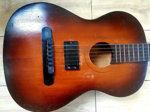 Chitarra acustica vintage - ",