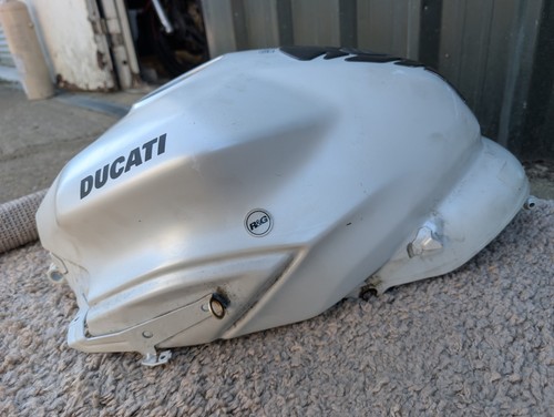 Ducati super sport 939 - sport,