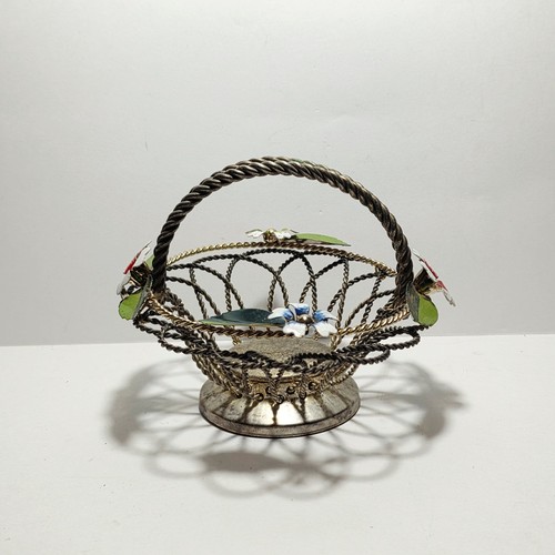 Cestino realizzato metallo - realizzato, in