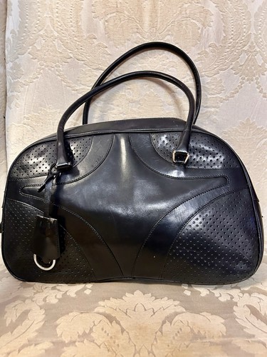 Prada shiny black leather - shiny,
