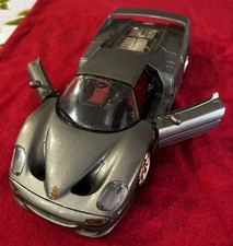 Modellino "Burago" Ferrari F50, scala 1:18, di colore grigio