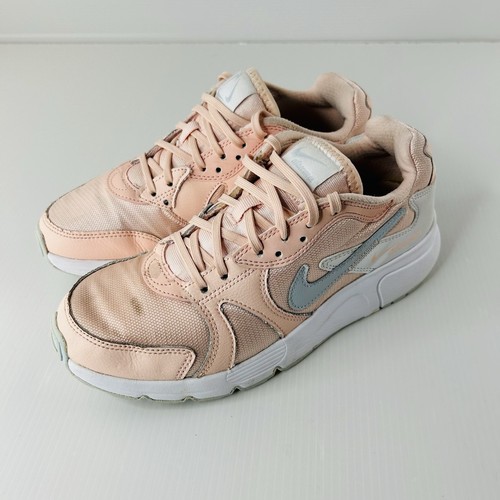 Nike womens trainers 5 - nike,