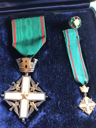 Medaglia ordine merito
