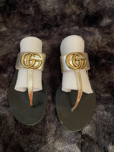Gucci sandali infradito logo