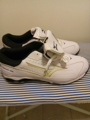 Scarpe con tacchetti uomo
