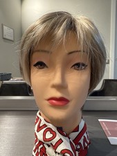 Parrucche Corte Bionde per Donna Parrucche Taglio Spettinato Con Frangia Parrucc